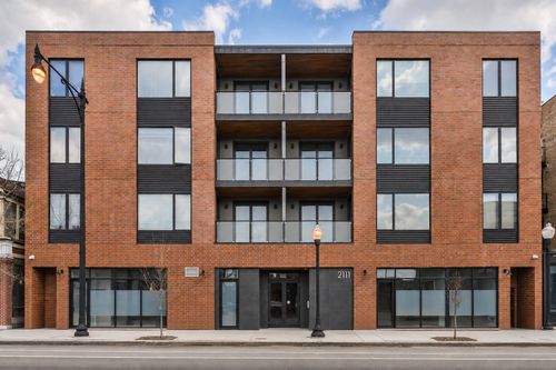 203-2111 Halsted St, Chicago, IL, 60608-4844 | Card Image