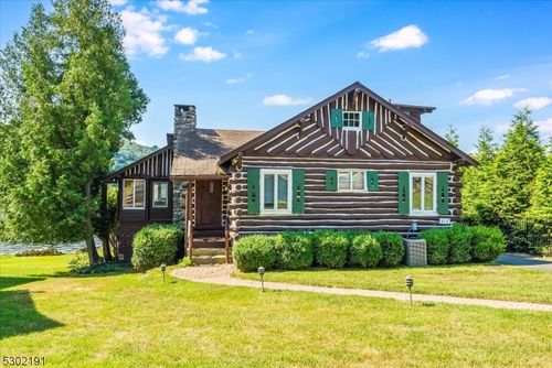 512 W Shore Trl, Sparta, NJ, 07871-1434 | Card Image