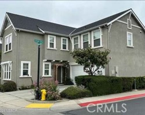 1426 Plum Ave, Lompoc, CA, 93436-5028 | Card Image