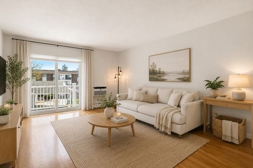 243-205 Independence Ave, Quincy, MA, 02169-7732 | Card Image