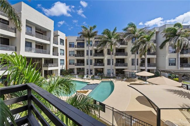 UNIT-203 - 813 Travis St, Condo with 3 bedrooms, 2 bathrooms and null parking in Mission TX | Image 17