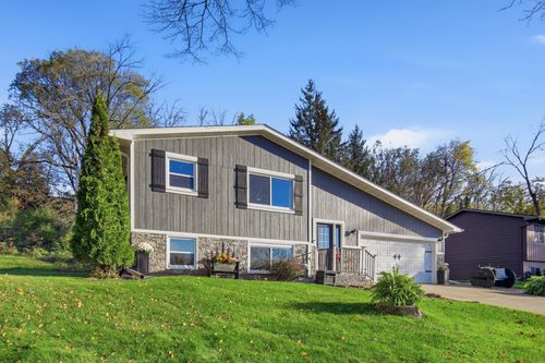 841 Mosher Ave, Owatonna, MN, 55060-3262 | Card Image