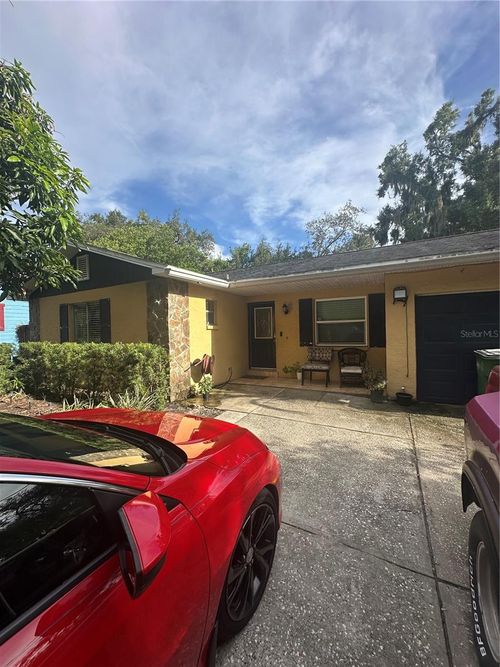 4605 E Yukon St, TAMPA, FL, 33617-6037 | Card Image