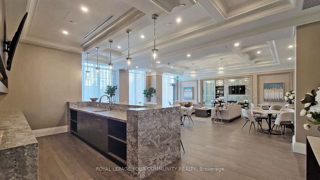 901 - 20 Gatineau Dr, Condo with 1 bedrooms, 1 bathrooms and 1 parking in Vaughan ON | Image 18