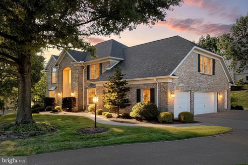 3333 Poses Pl, York, PA, 17406-7008 | Card Image