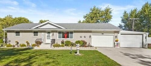 2150 W 95th Ave, Crown Point, IN, 46307 | Card Image