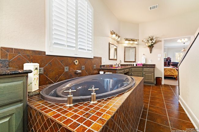 436 Hidden Springs Dr, House other with 3 bedrooms, 4 bathrooms and null parking in Spring Branch TX | Image 41