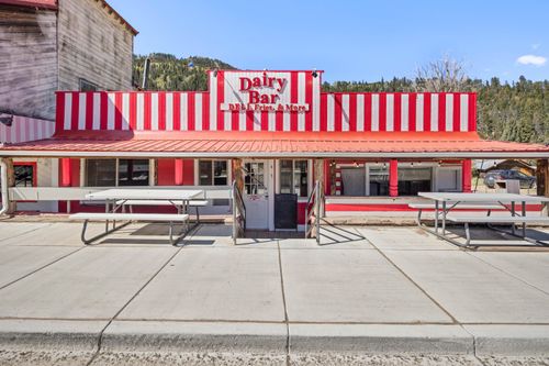 417 E Main St, Red River, NM, 87558 | Card Image