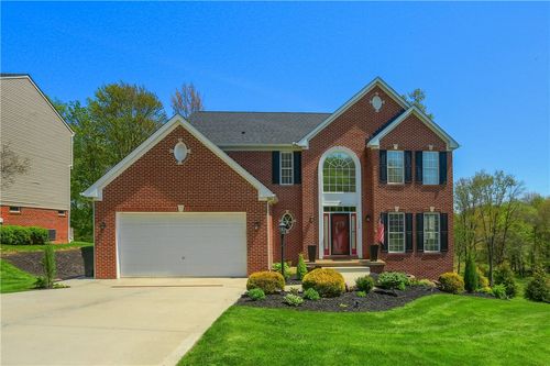 133 Hunter Dr, Cranberry Twp, PA, 16066-7605 | Card Image