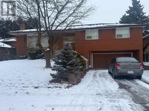 15 Meadowland Gate, Brampton, ON, L6W3N8 | Card Image