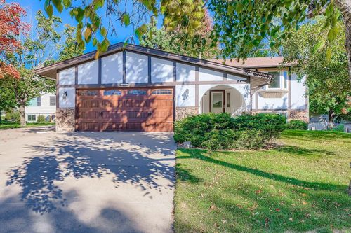 1579 Briardale Rd Ne, Fridley, MN, 55432-5250 | Card Image