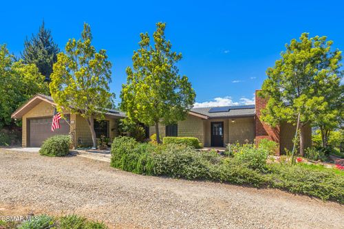 1585 Loma Dr, Ojai, CA, 93023-3836 | Card Image