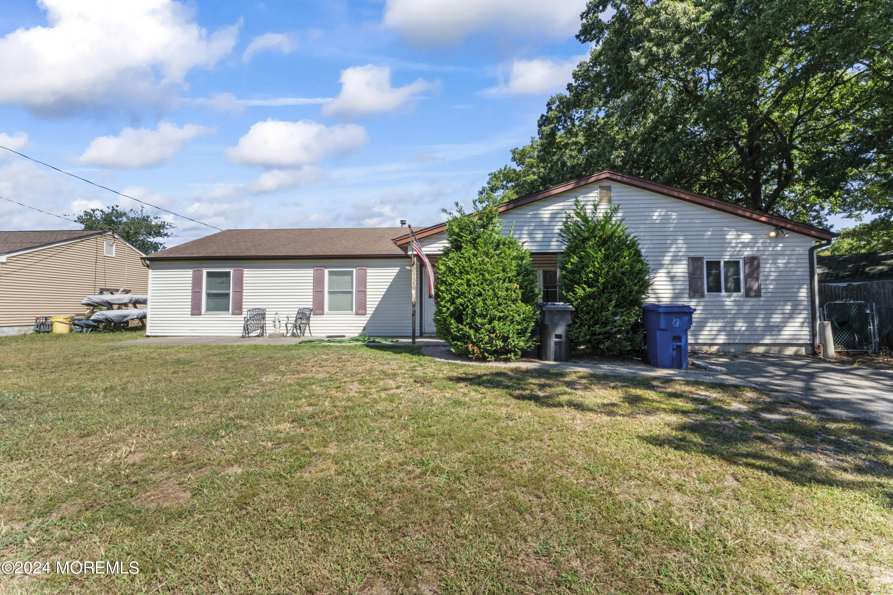 Bewick St, Toms River, NJ 08753