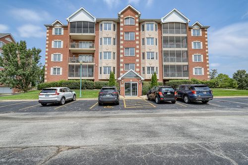 unit-1sw-7716 Greenway Blvd, Tinley Park, IL, 60487-9379 | Card Image