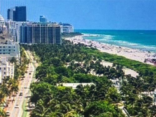 302-1390 Ocean Dr, Miami Beach, FL, 33139-4245 | Card Image