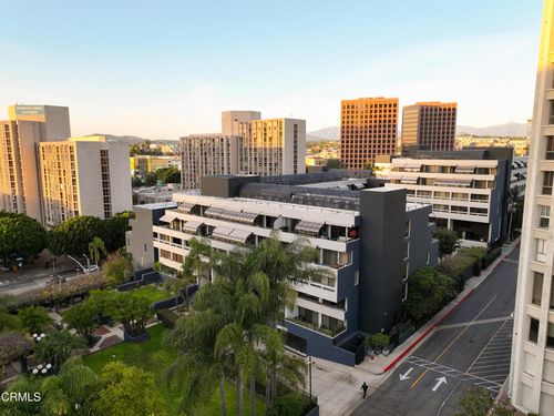 302-880 W 1st St, Los Angeles, CA, 90012-3112 | Card Image