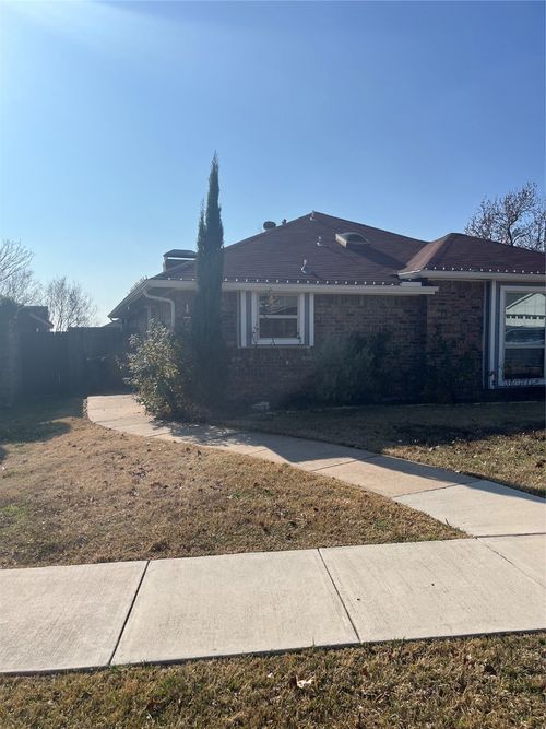 1758 Castille Dr, Carrollton, TX, 75007-3005 | Card Image