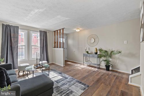 1115 Argyle Ave, BALTIMORE, MD, 21201-1411 | Card Image