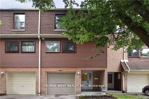8-120 Murison Boulevard, Scarborough, ON, M1B2V6 | Card Image