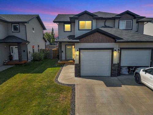 33 Piper Close, Blackfalds, AB, T4G0G5 | Card Image