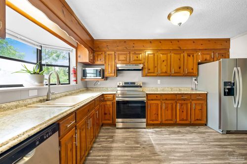 8353 Gardenia Cir, Pensacola, FL, 32534-4150 | Card Image