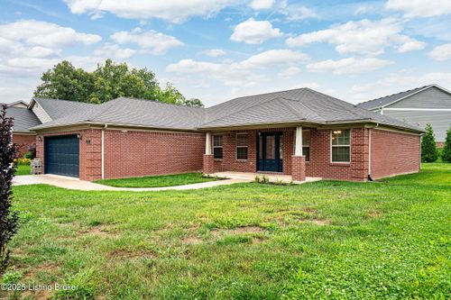 135 Vineland Parkway Dr, Vine Grove, KY, 40175-8447 | Card Image