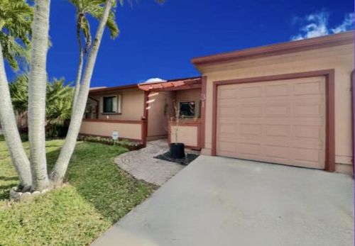 31 Walcott Dr, Boynton Beach, FL, 33426-8125 | Card Image