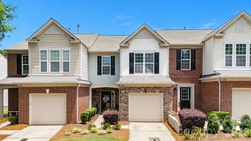 2429 Diplomat Ln, Charlotte, NC, 28210-3511 | Card Image