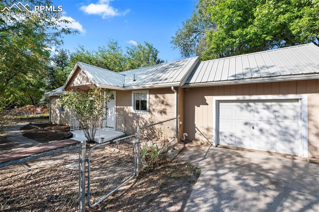 9th St, Canon City, CO 81212