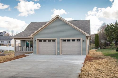 17140 Sedona Dr, Abingdon, VA, 24211-5600 | Card Image