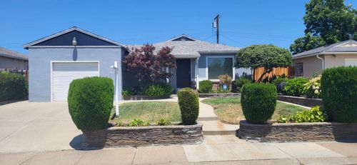 6801 38th Ave, Sacramento, CA, 95824-2019 | Card Image