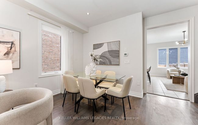 25 Velia Crt, House attached with 5 bedrooms, 4 bathrooms and 2 parking in Woodbridge ON | Image 5