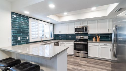 1460 N La Rosa Drive, Tempe, AZ, 85288 | Card Image