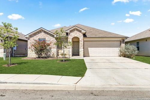 763 Armadillo Dr, Seguin, TX, 78155-0063 | Card Image