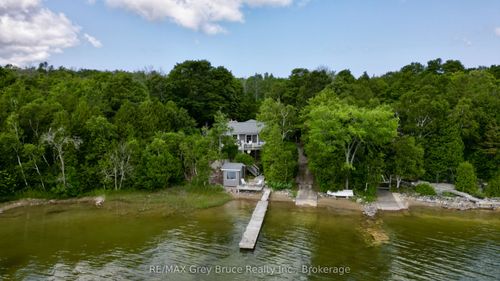 340 Barneys Blvd, Miller Lake, ON, N0H1Z0 | Card Image