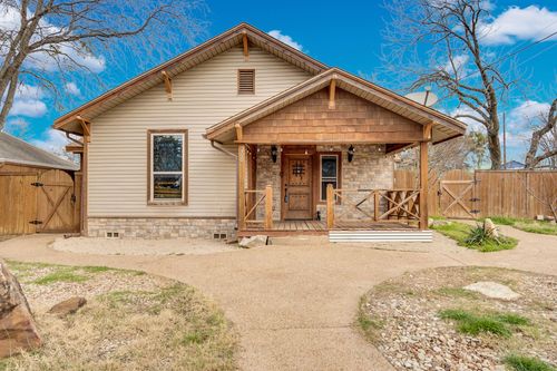 200 W Davis Ave, Alvarado, TX, 76009-4335 | Card Image