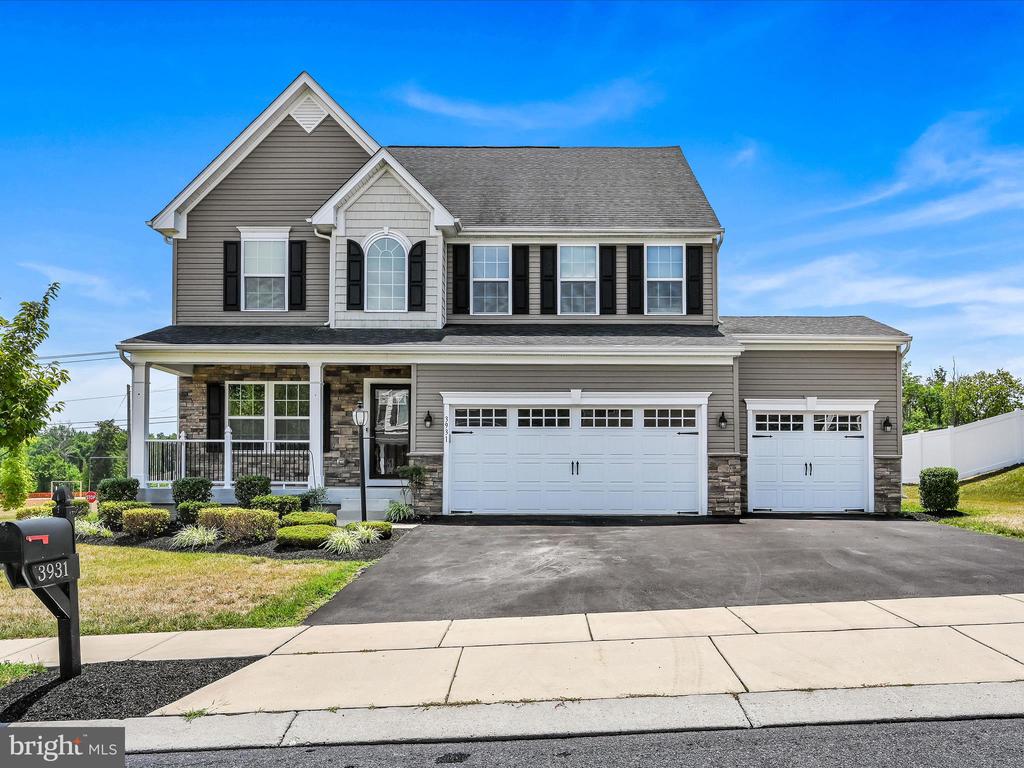 Seattle Slew Dr, Harrisburg, PA 17112