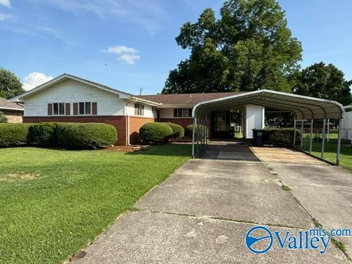 4309 Clayrest Dr Nw, Huntsville, AL, 35816-3507 | Card Image