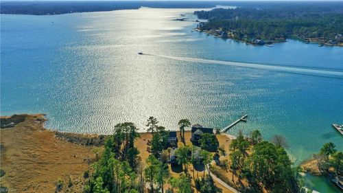 512 Spivey Ln, Seaford, VA, 23696-2687 | Card Image