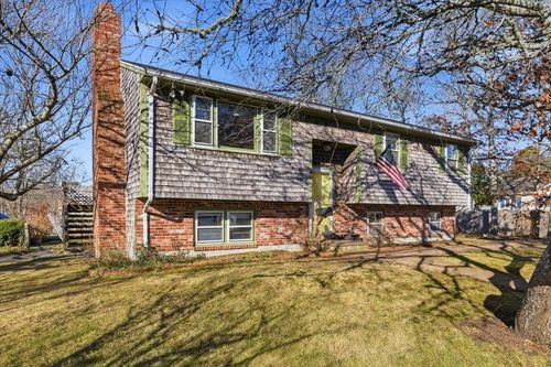 279 Seacoast Shores Blvd, Falmouth, MA, 02536 | Card Image