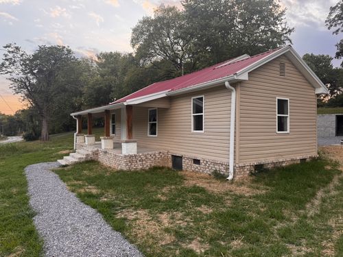 1309 Old Highway 31 E, Westmoreland, TN, 37186-2261 | Card Image