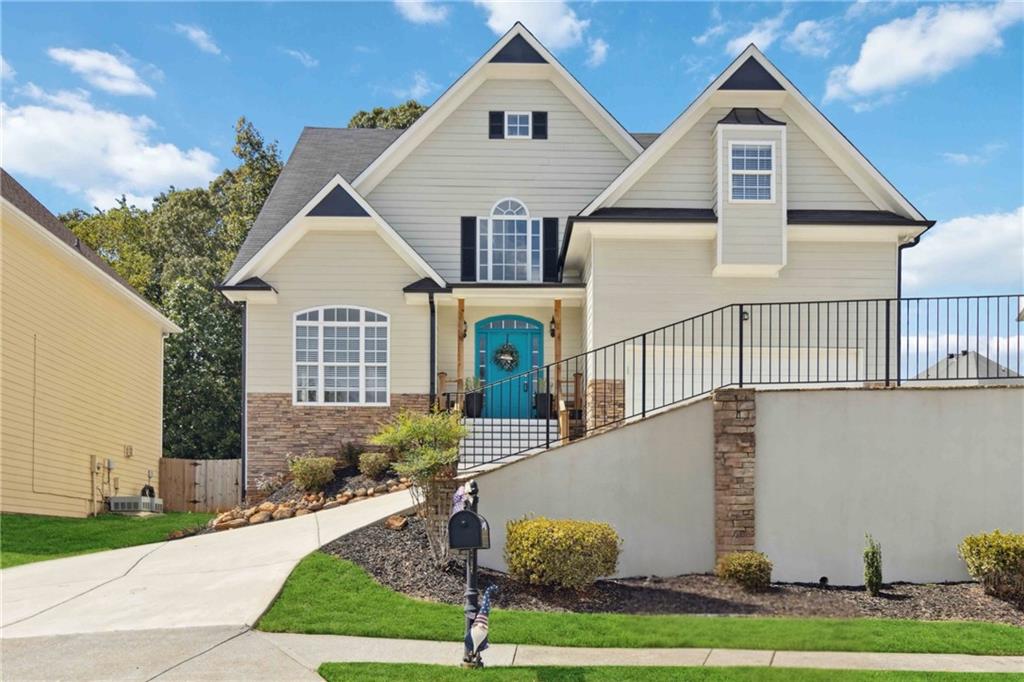 Mccook Cir, Kennesaw, GA 30144