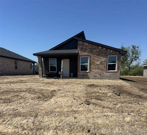 825 Elm St, Seminole, OK, 74868 | Card Image