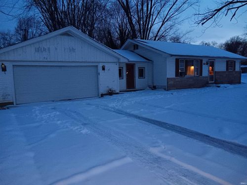 100 E Village Dr, Sullivan, IN, 47882-7503 | Card Image