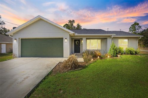 224 Fisher Rd, Ocklawaha, FL, 32179-5800 | Card Image