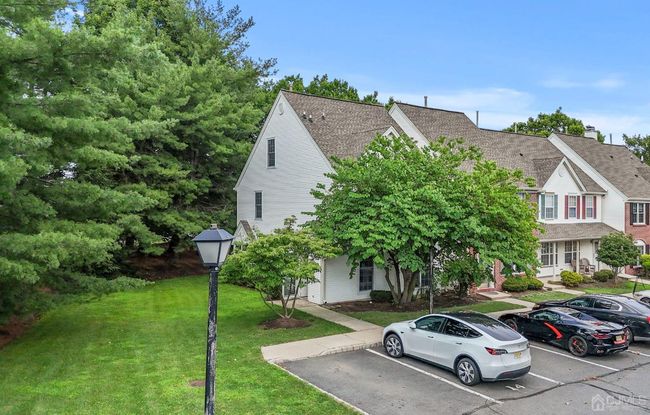 14 Carrie Ct, Townhouse with 3 bedrooms, 3 bathrooms and null parking in Kendall Park NJ | Image 27