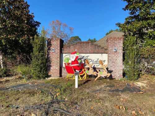 402 Wych Cir, Crestview, FL, 32536-2264 | Card Image