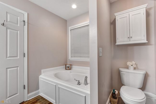 438 Applewood Ct, House other with 3 bedrooms, 2 bathrooms and 2 parking in Clarkesville GA | Image 13