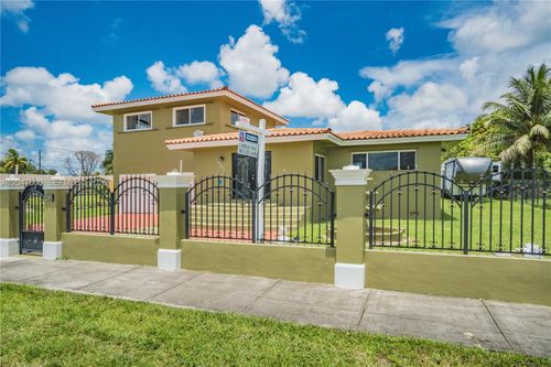 17135 Nw 19th Ave, Miami Gardens, FL, 33056-4808 | Card Image