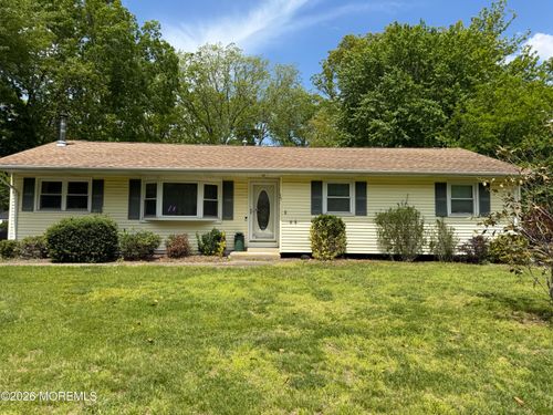 15 Crest Road, Jackson, NJ, 08527 | Card Image